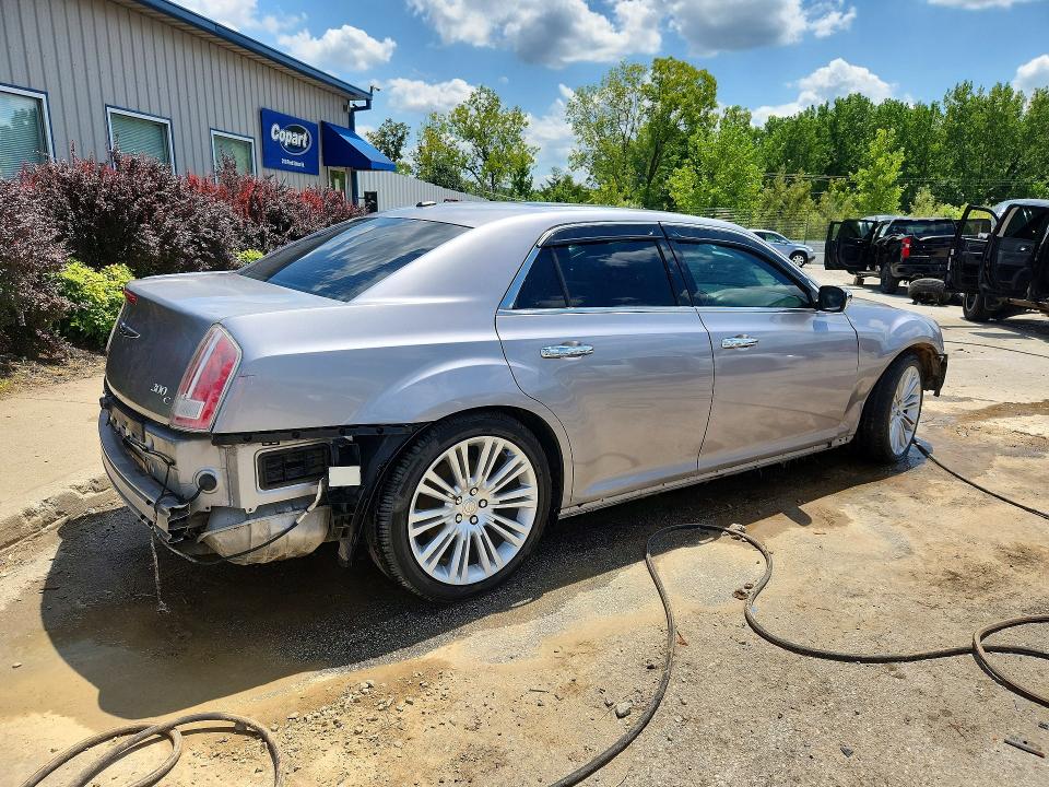 Zdjęcie 3 z aukcji – 2014 CHRYSLER 300C z VIN 2C3CCAEG2EH214088