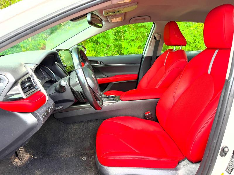 Photo 7 from auction – 2024 TOYOTA CAMRY with VIN 4T1K31AK7RU076368
