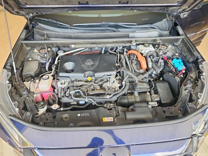 Photo 12 from auction – 2019 TOYOTA RAV4 with VIN JTMEWRFV7KD509509