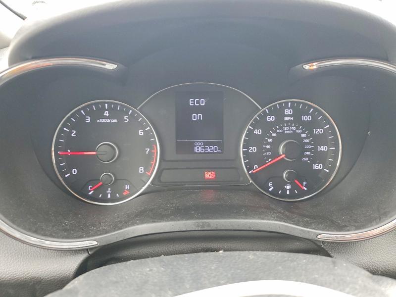 Photo 9 from auction – 2016 KIA FORTE with VIN KNAFK4A68G5542701