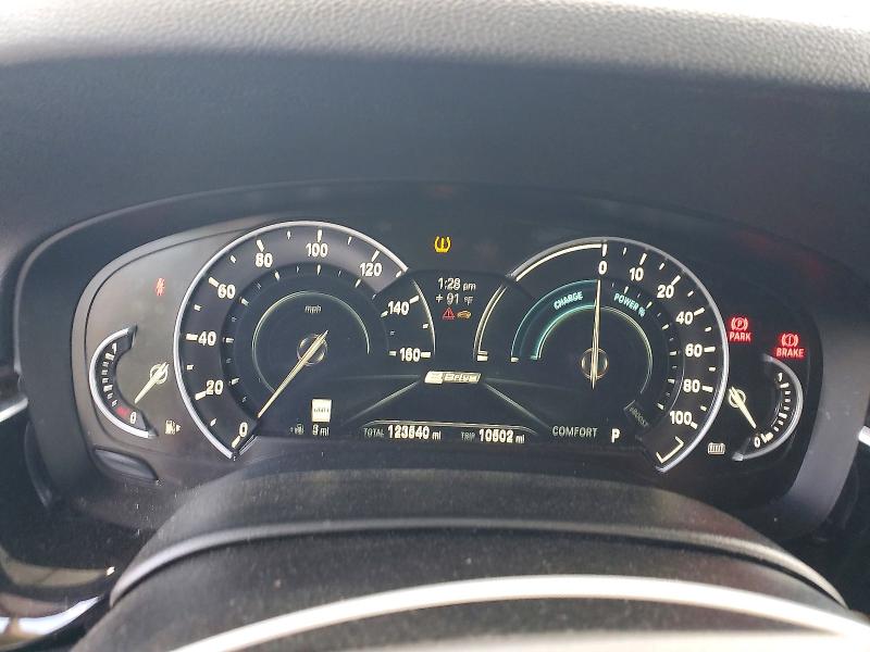 Photo 9 from auction – 2019 BMW 530E with VIN WBAJA9C52KB392898