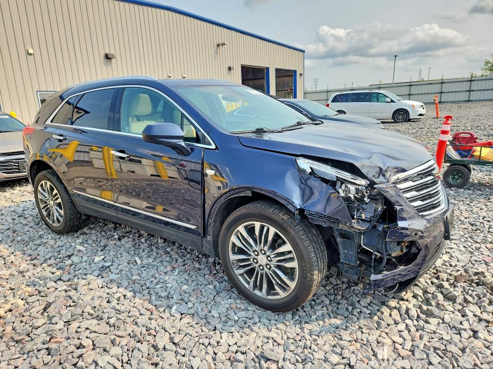 Photo 4 from auction – 2017 CADILLAC XT5 with VIN 1GYKNERS4HZ194447