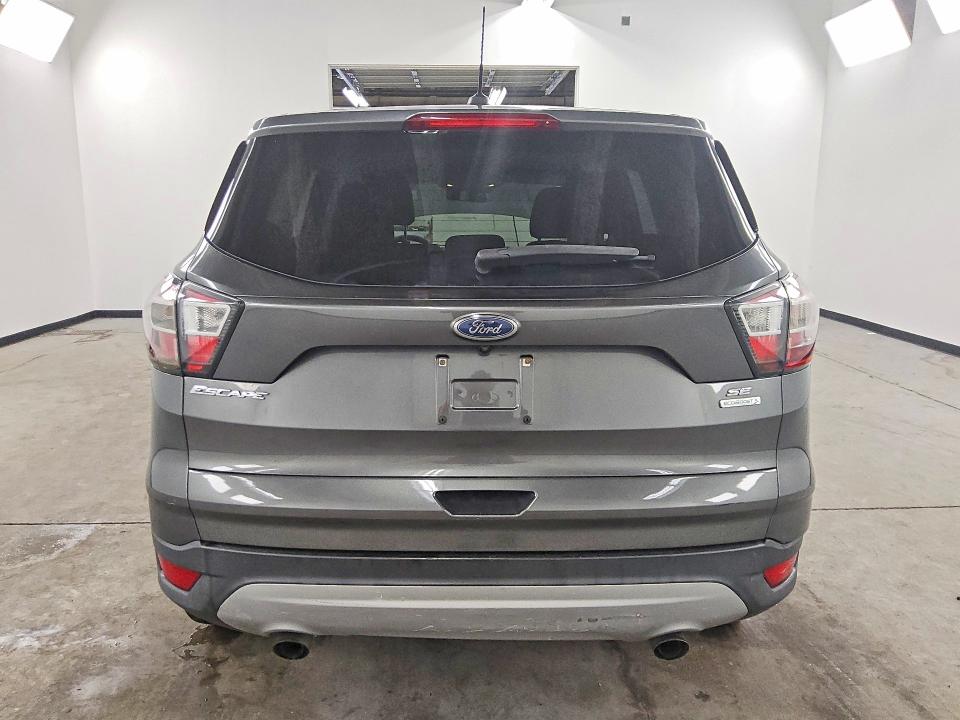 Photo 6 from auction – 2017 FORD ESCAPE with VIN 1FMCU0GD9HUB49887