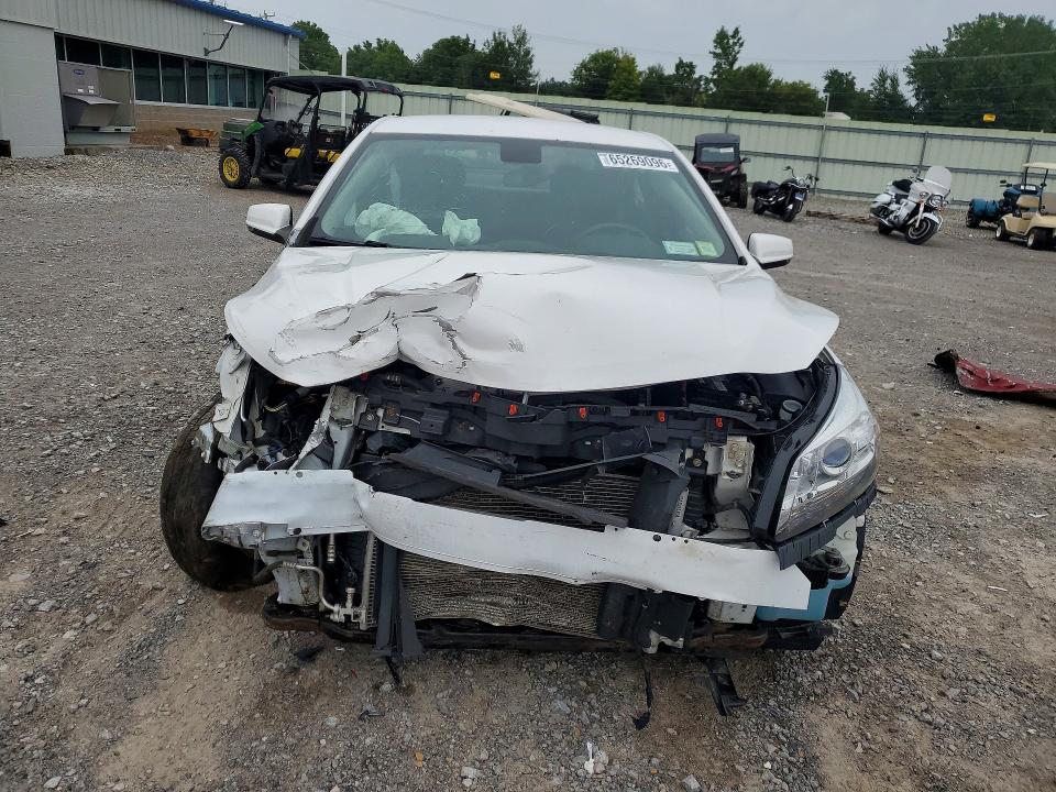 Photo 5 from auction – 2015 CHEVROLET MALIBU with VIN 1G11C5SL8FF215169