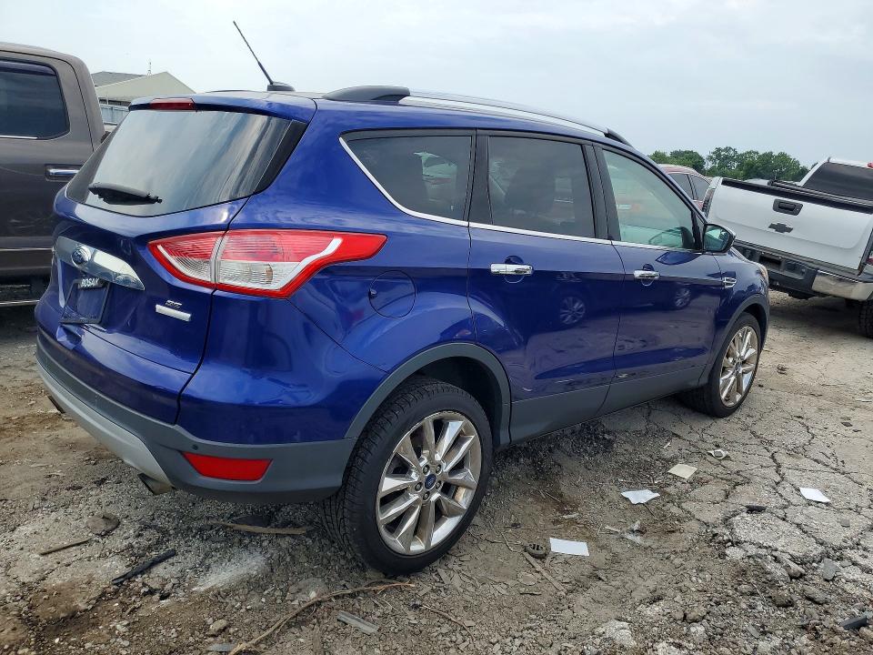 Photo 3 from auction – 2016 FORD ESCAPE with VIN 1FMCU0GX8GUC75067
