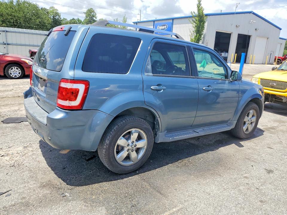 Photo 3 from auction – 2011 FORD ESCAPE with VIN 1FMCU9E73BKA76424