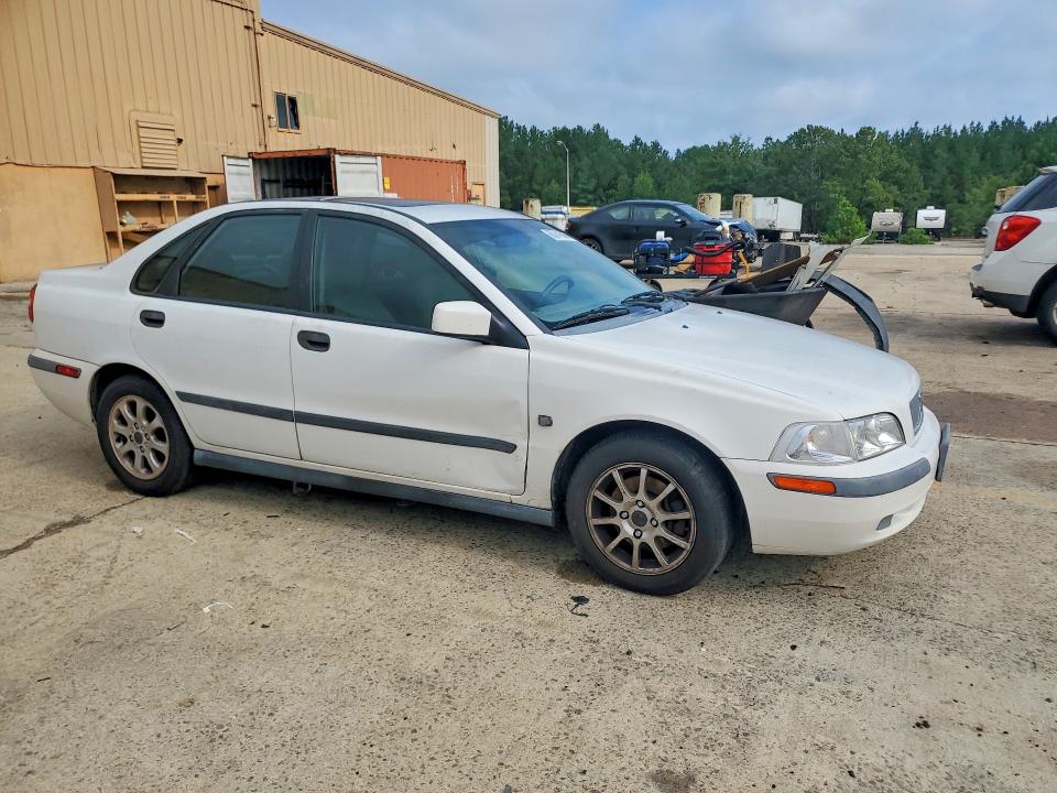 Photo 4 from auction – 2002 VOLVO S40 with VIN YV1VS29572F808415