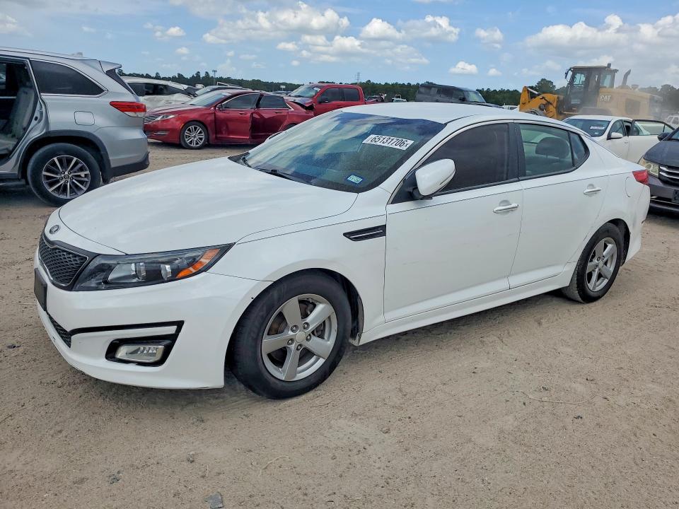KIA OPTIMA 2015 with VIN 5XXGM4A79FG397558 - Photo from auction