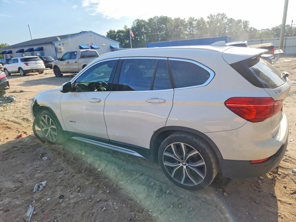 Photo 2 from auction – 2017 BMW X1 with VIN WBXHT3C30H5F70537