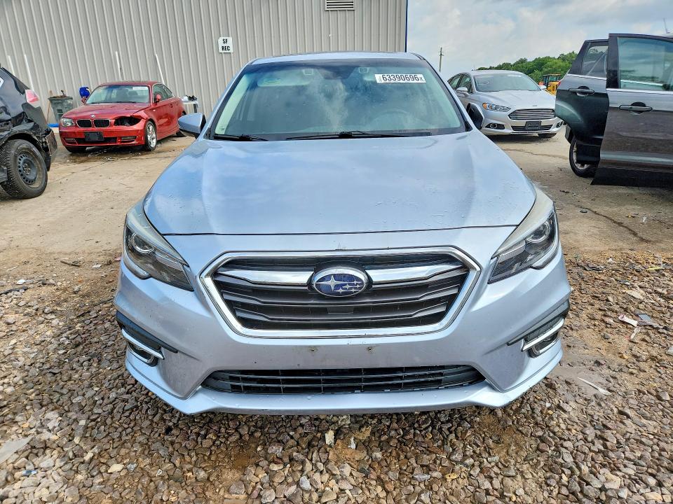 Photo 5 from auction – 2018 SUBARU LEGACY with VIN 4S3BNAN67J3031257