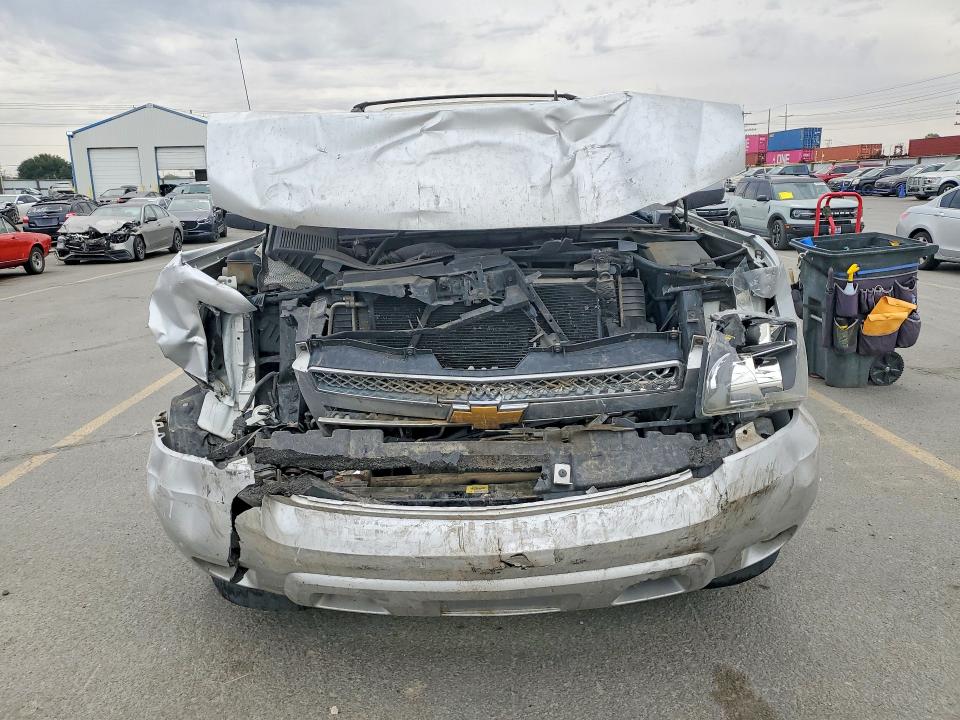 Photo 5 from auction – 2012 CHEVROLET AVALANCHE with VIN 3GNTKGE72CG226537
