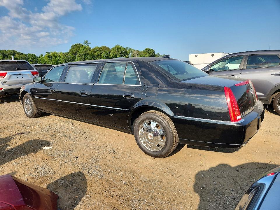 Photo 2 from auction – 2009 CADILLAC PROFESSIONAL CHASSIS with VIN 1GEEK90Y59U550219
