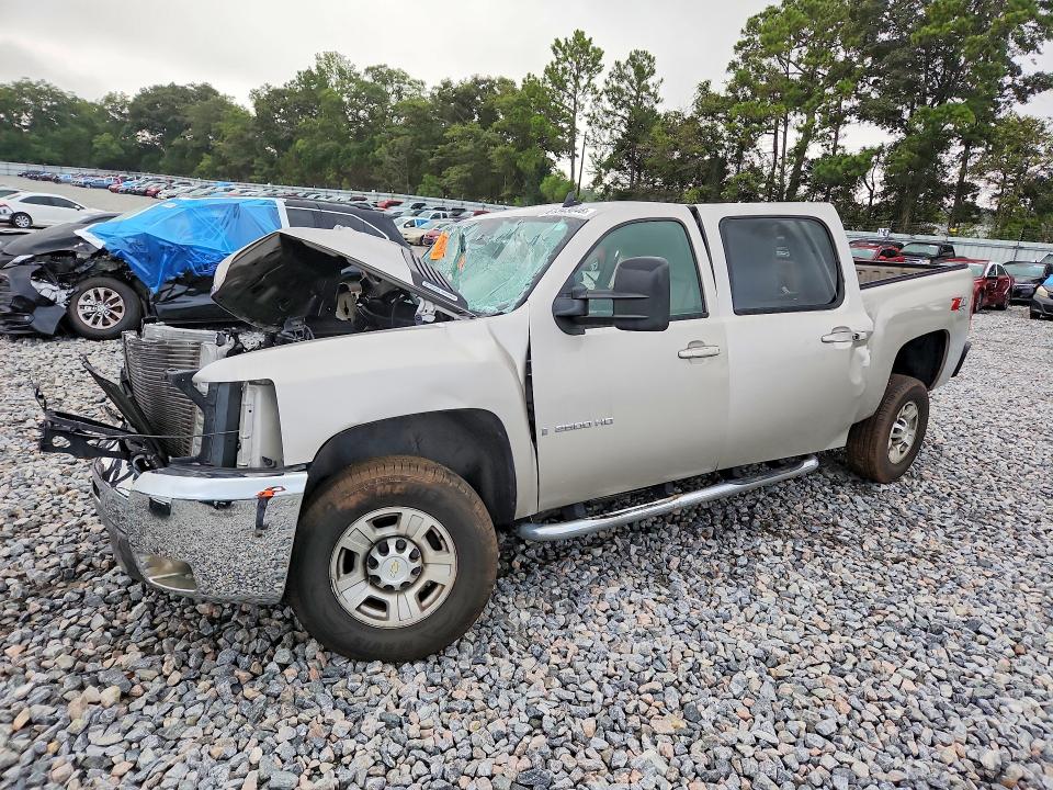 CHEVROLET SILVERADO 2008 con VIN 1GCHK23638F211677 - Foto de la subasta