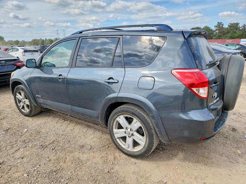 Photo 2 from auction – 2006 TOYOTA RAV4 with VIN JTMBD32V165040543