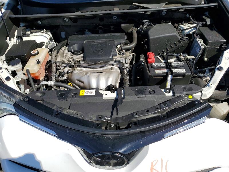 Photo 11 from auction – 2017 TOYOTA RAV4 with VIN JTMWFREV9HJ113971