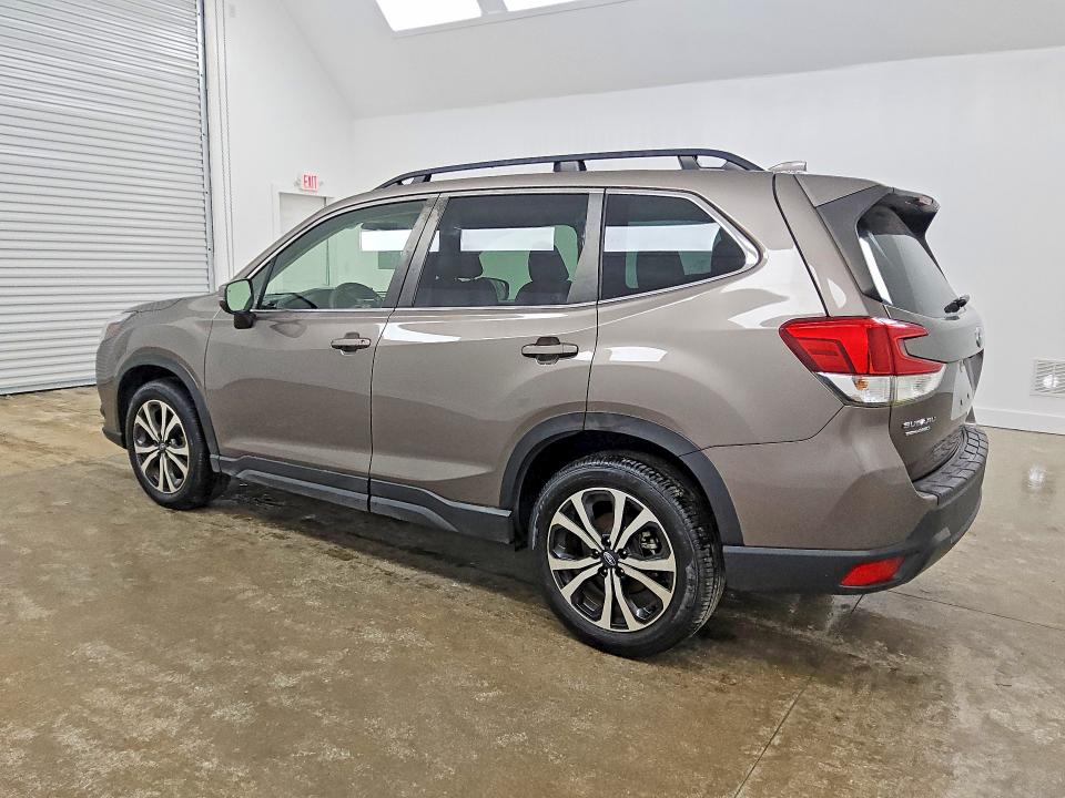 Photo 2 from auction – 2023 SUBARU FORESTER with VIN JF2SKANC4PH457001