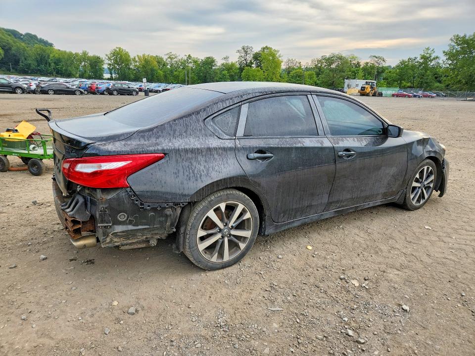 Photo 3 from auction – 2016 NISSAN ALTIMA with VIN 1N4AL3AP1GC212154