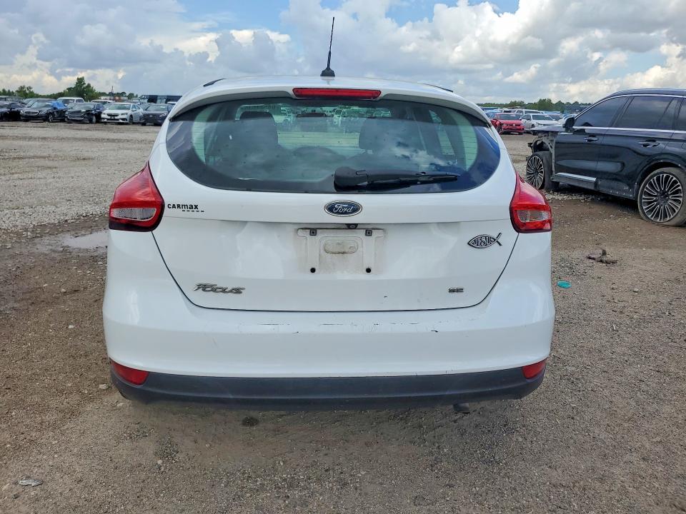 Photo 6 from auction – 2017 FORD FOCUS with VIN 1FADP3K22HL307585