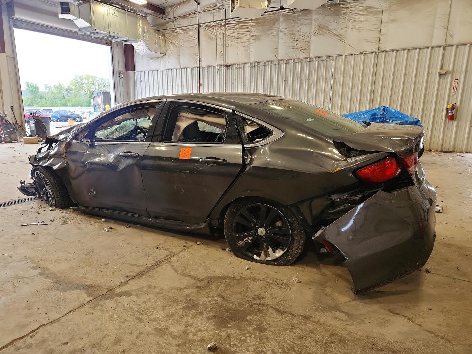 Photo 2 from auction – 2017 CHRYSLER 200 with VIN 1C3CCCFB8HN501347