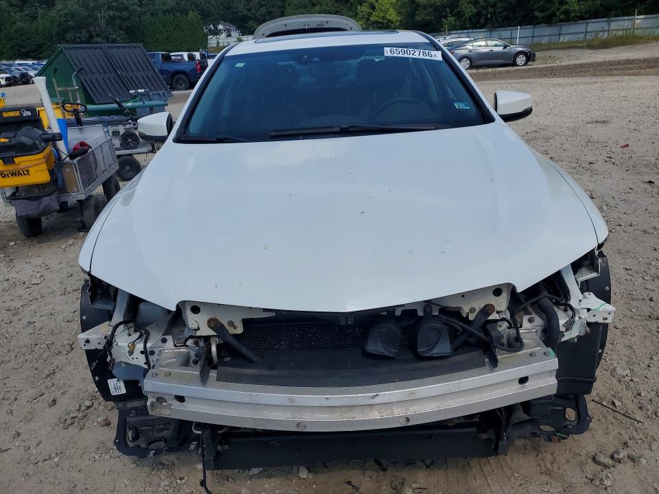 Photo 5 from auction – 2016 ACURA TLX with VIN 19UUB3F55GA002655