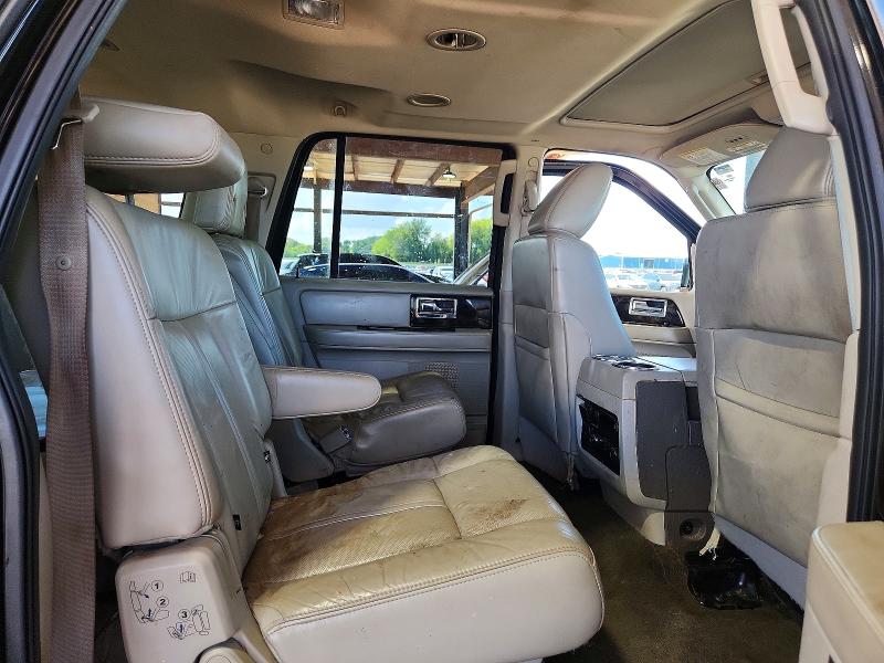 Photo 11 from auction – 2015 LINCOLN NAVIGATOR with VIN 5LMJJ3JT5FEJ12566