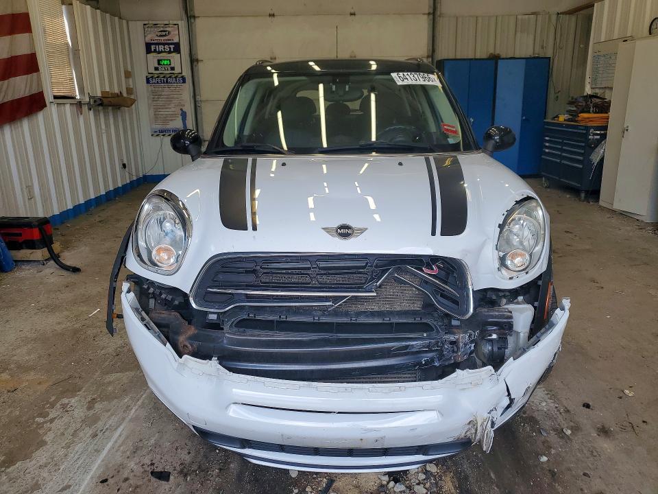 Photo 5 from auction – 2015 MINI COOPER with VIN WMWZC5C52FWM19425