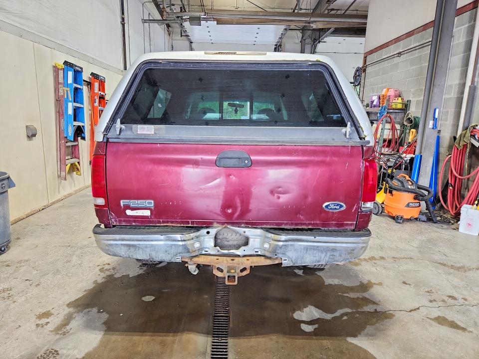 Photo 6 from auction – 1998 FORD F250 with VIN 2FTPX28L9WCA36758