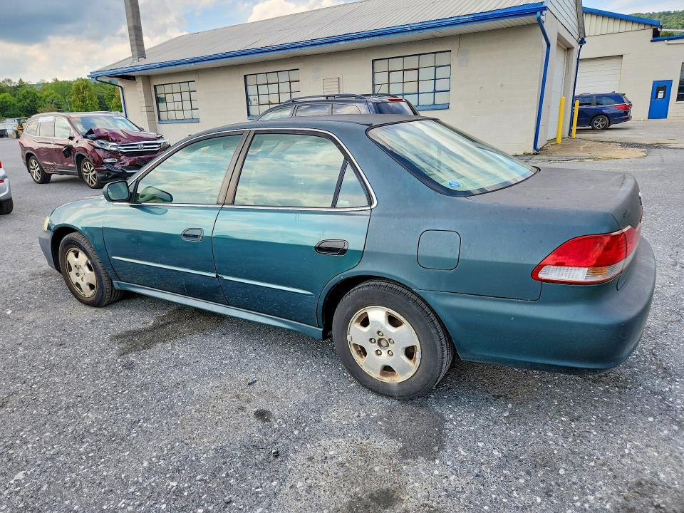 Photo 2 from auction – 2002 HONDA ACCORD with VIN 1HGCG16592A024751