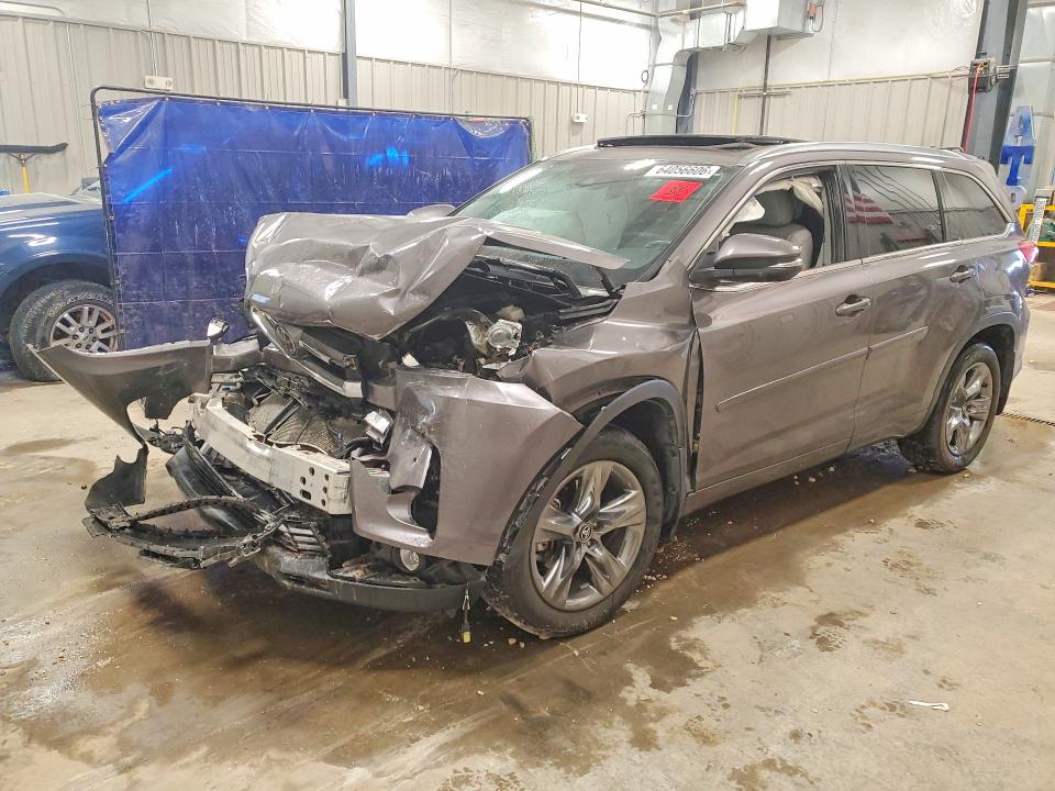 TOYOTA HIGHLANDER 2019 with VIN 5TDDZRFH0KS991726 - Photo from auction