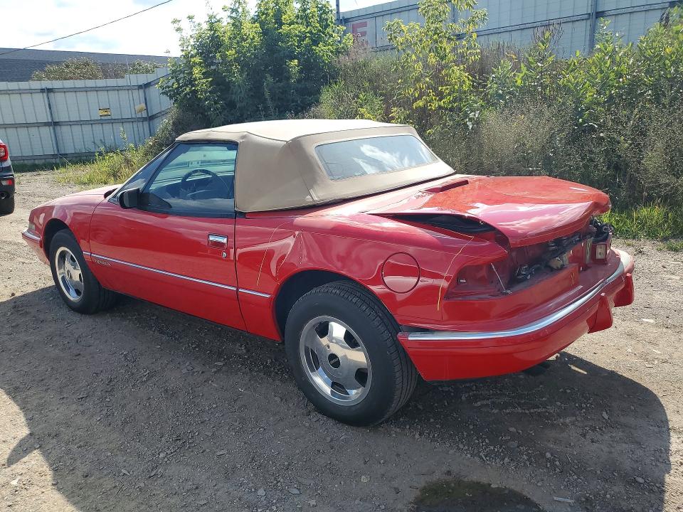 Photo 2 from auction – 1990 BUICK REATTA with VIN 1G4EC33C2LB905560