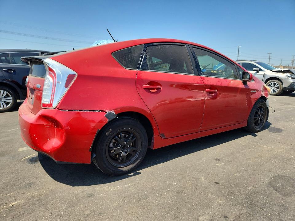 Photo 3 from auction – 2015 TOYOTA PRIUS with VIN JTDKN3DU5F0463169