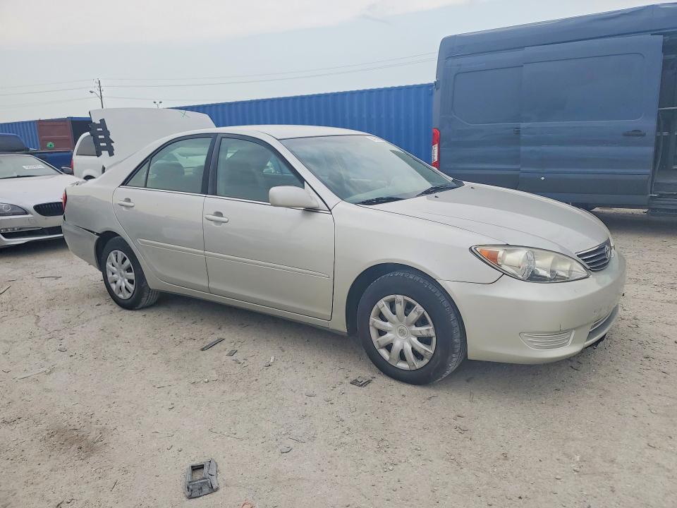 Photo 4 from auction – 2005 TOYOTA CAMRY with VIN 4T1BE32K25U625957