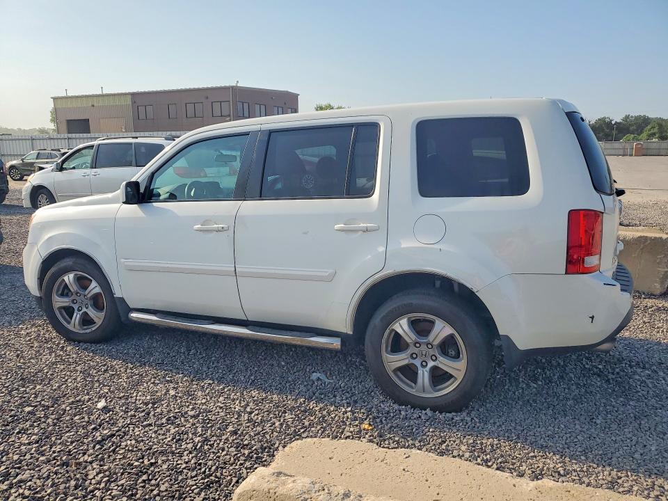 Photo 2 from auction – 2014 HONDA PILOT with VIN 5FNYF4H45EB036226