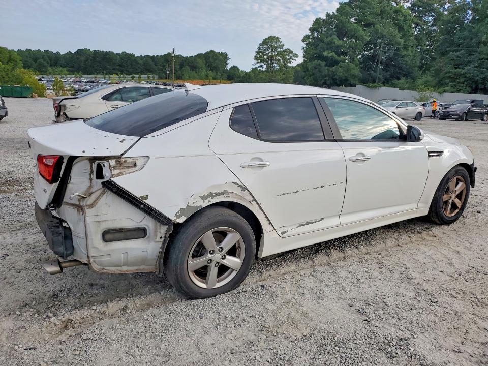 Photo 3 from auction – 2014 KIA OPTIMA with VIN 5XXGM4A75EG310057