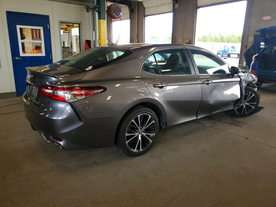 Photo 3 from auction – 2020 TOYOTA CAMRY with VIN 4T1M11AK5LU997574