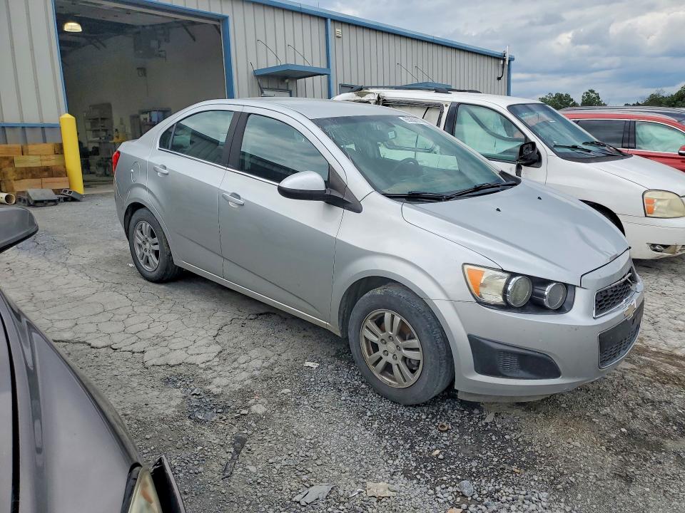 Photo 4 from auction – 2014 CHEVROLET SONIC with VIN 1G1JC5SH8E4101971