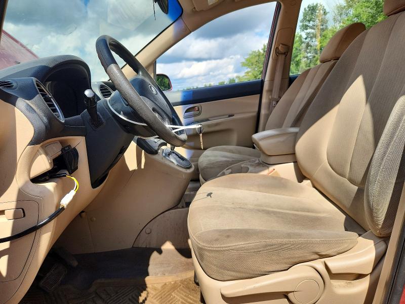 Photo 7 from auction – 2008 KIA RONDO with VIN KNAFG526X87149231