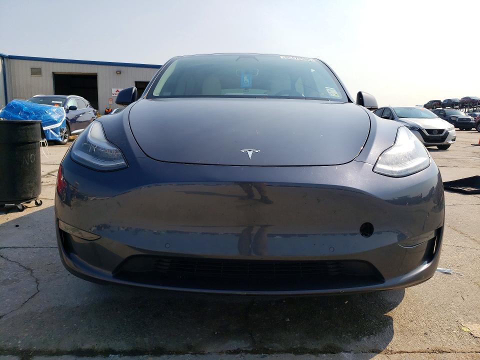 Photo 5 from auction – 2020 TESLA MODEL Y with VIN 5YJYGDEE3LF014409