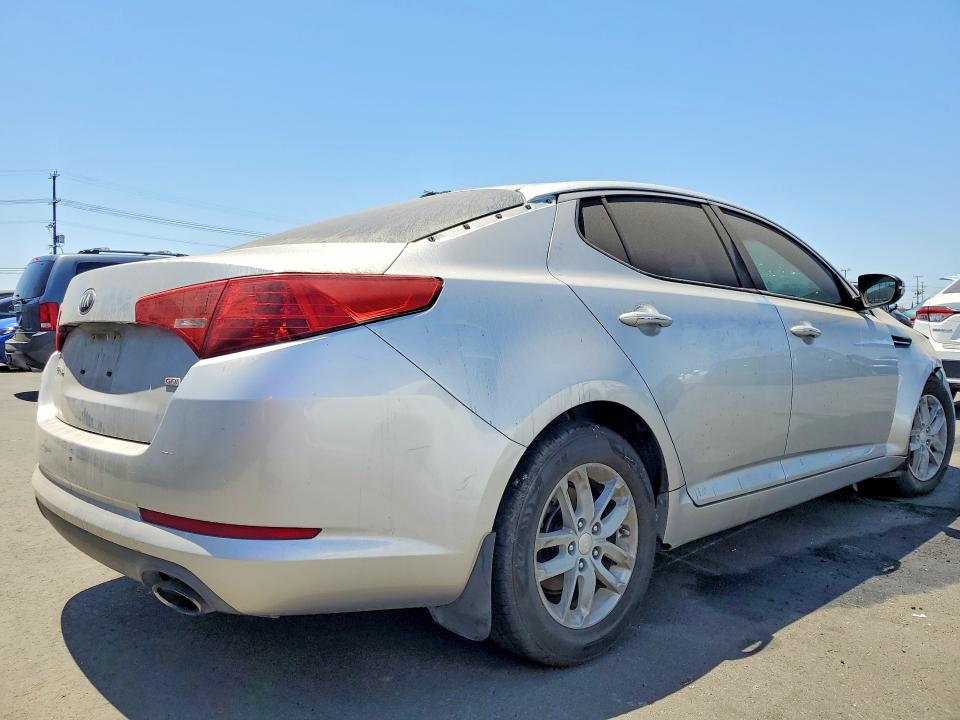 Photo 3 from auction – 2013 KIA OPTIMA with VIN KNAGM4A74D5415785