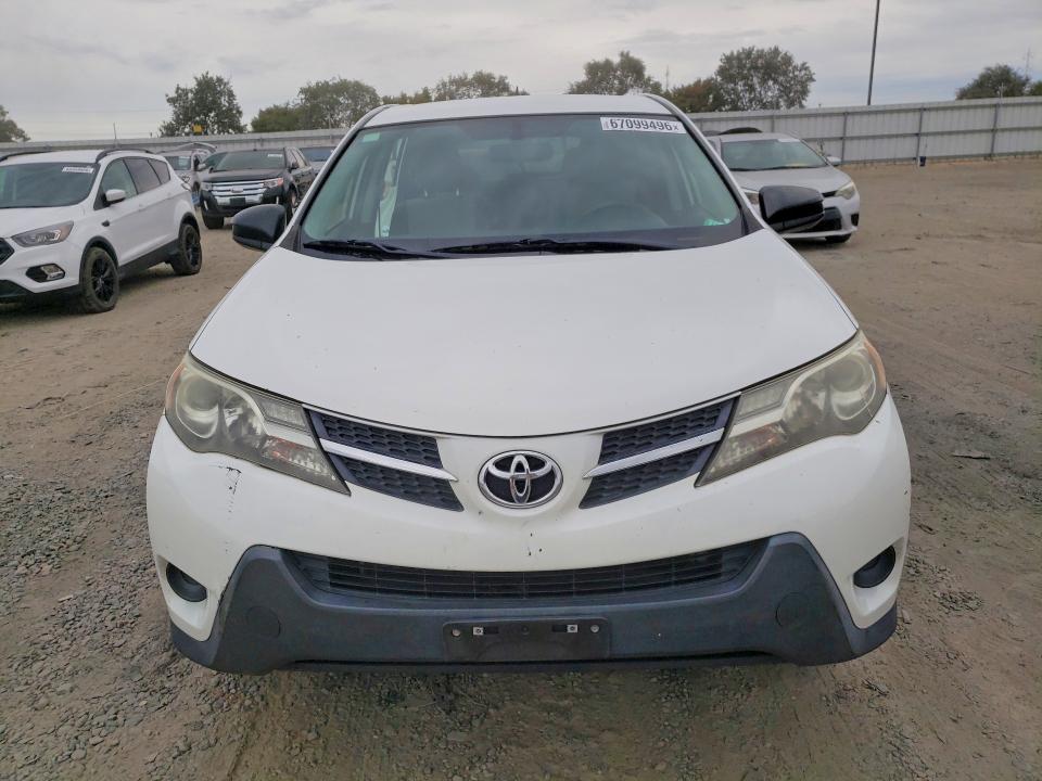 Photo 5 from auction – 2015 TOYOTA RAV4 with VIN JTMZFREV6FJ049589