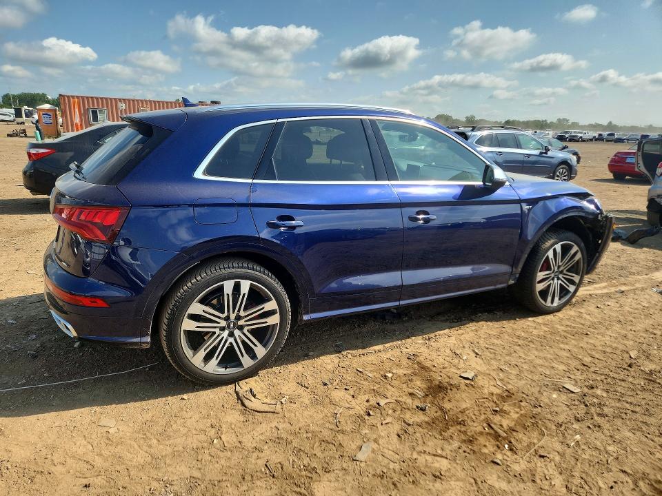 Photo 3 from auction – 2018 AUDI SQ5 with VIN WA1C4AFY9J2044454