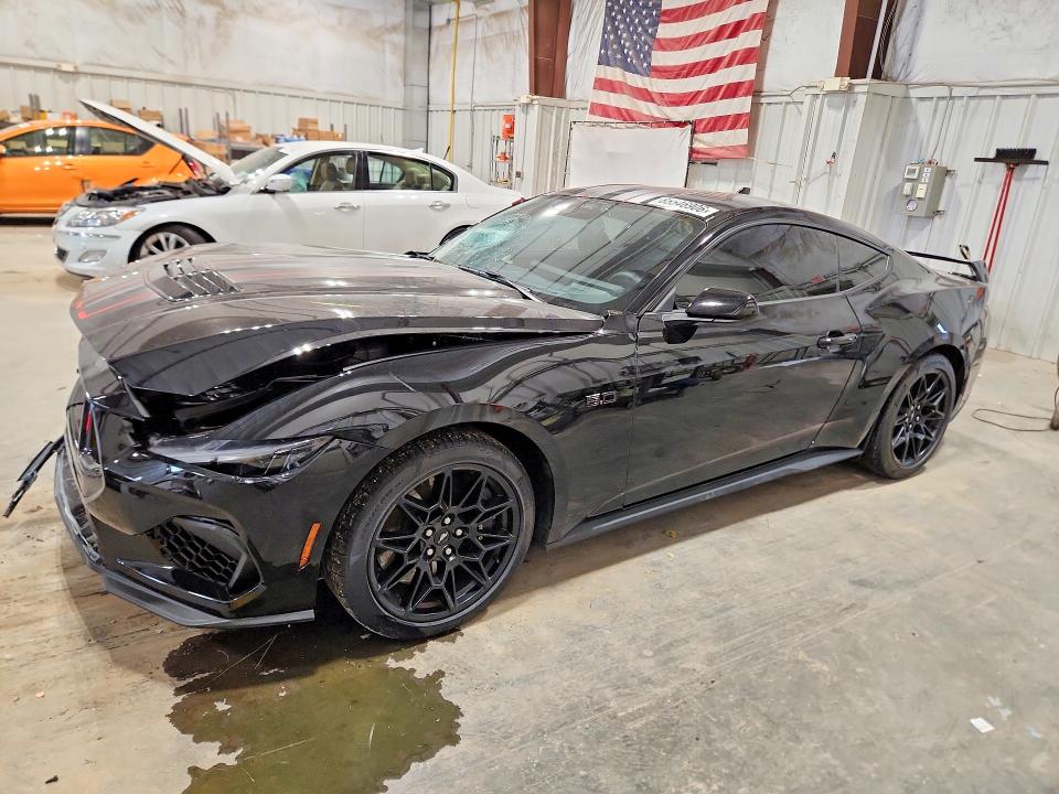 FORD MUSTANG 2024 with VIN 1FA6P8CF1R5416083 - Photo from auction