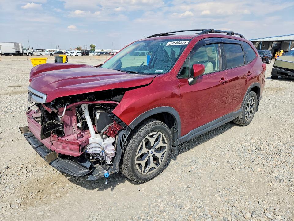 SUBARU FORESTER 2021 with VIN JF2SKAFCXMH490918 - Photo from auction