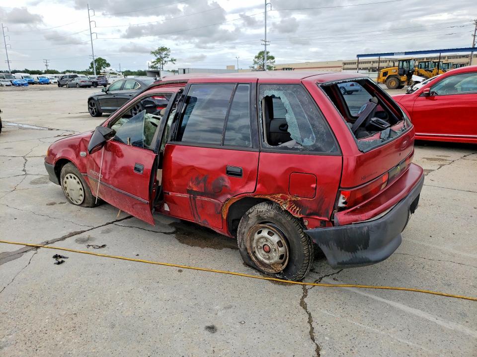 Photo 2 from auction – 1992 GEO METRO with VIN 2C1MR6469N6724578