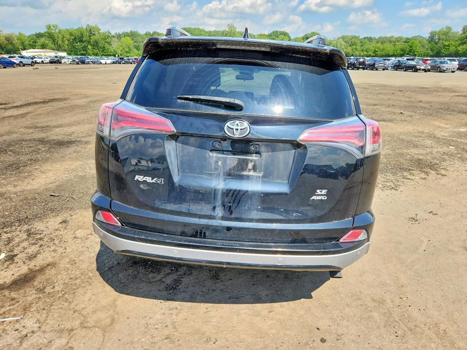 Photo 6 from auction – 2017 TOYOTA RAV4 with VIN 2T3JFREV6HW639325