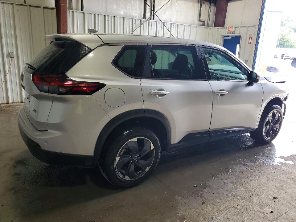 Photo 3 from auction – 2025 NISSAN ROGUE with VIN 5N1BT3BB7SC811128