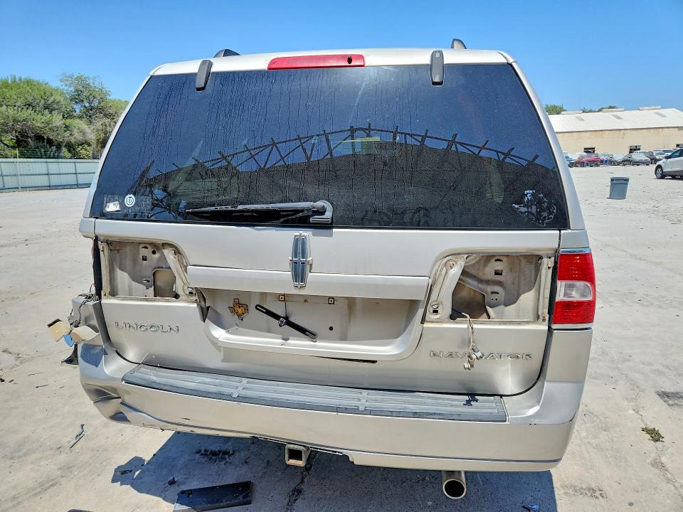Photo 6 from auction – 2007 LINCOLN NAVIGATOR with VIN 5LMFL27577LJ22984