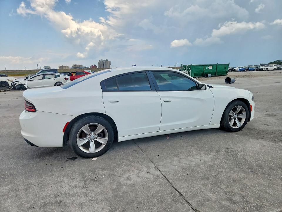 Photo 3 from auction – 2018 DODGE CHARGER with VIN 2C3CDXHG8JH139497