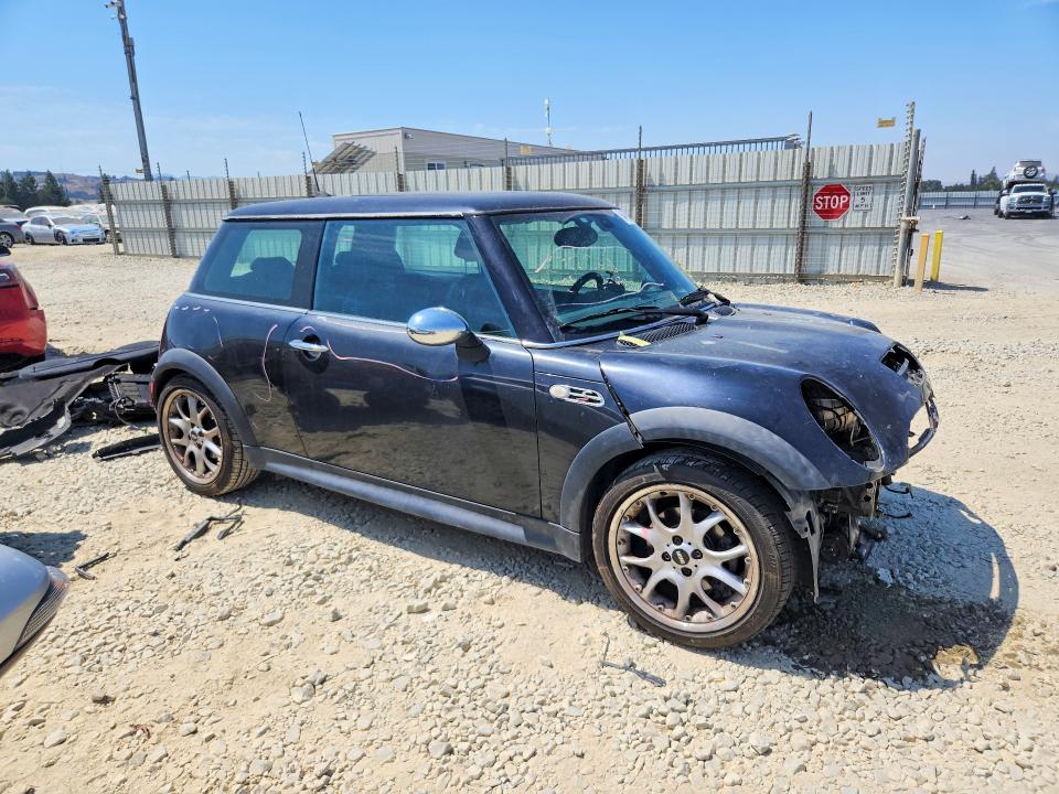 Photo 4 from auction – 2006 MINI COOPER with VIN WMWRE33586TJ40304