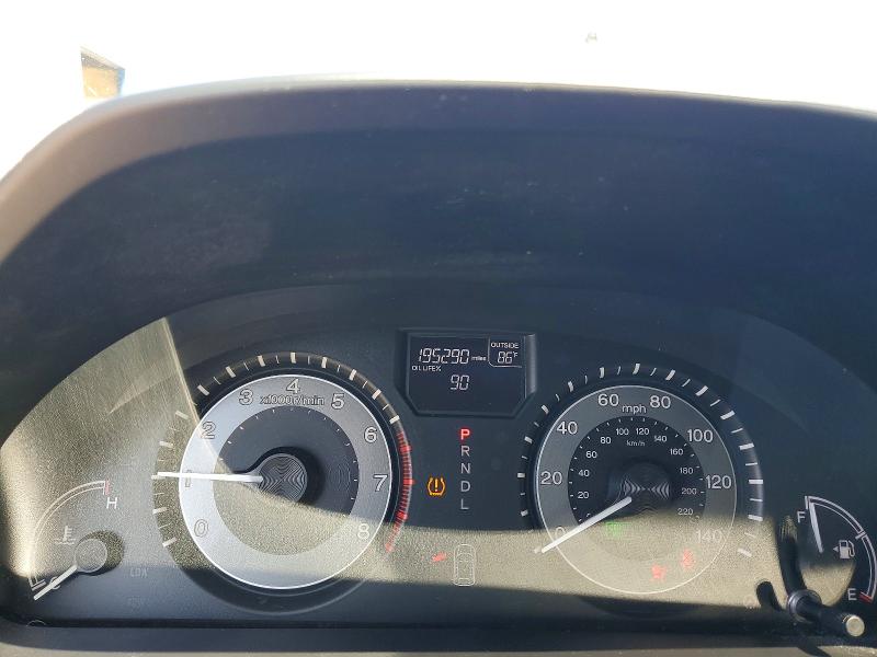 Photo 9 from auction – 2016 HONDA ODYSSEY with VIN 5FNRL5H67GB044061